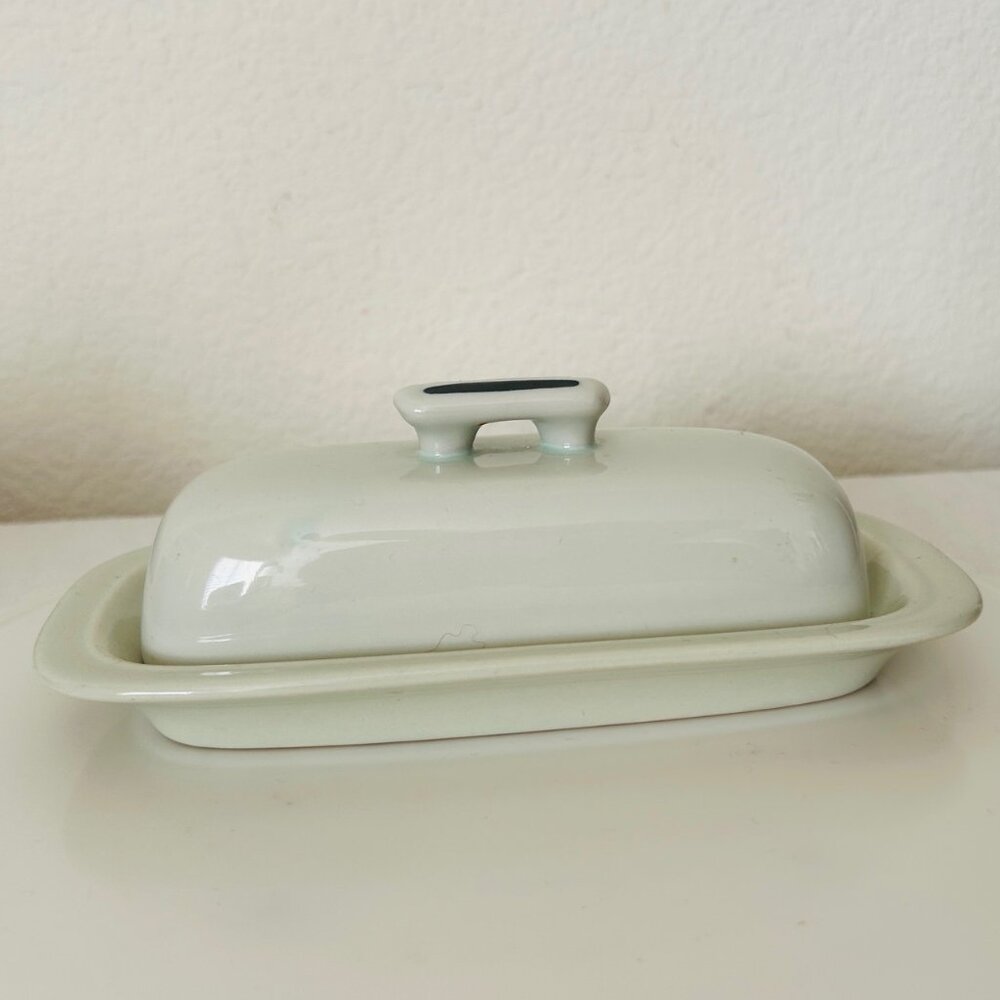 Butter Dish Designer's Collection Hand Decorated Stone Ware Japan Oyster White